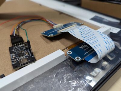 ダイソーのフォトフレームに収めた様子